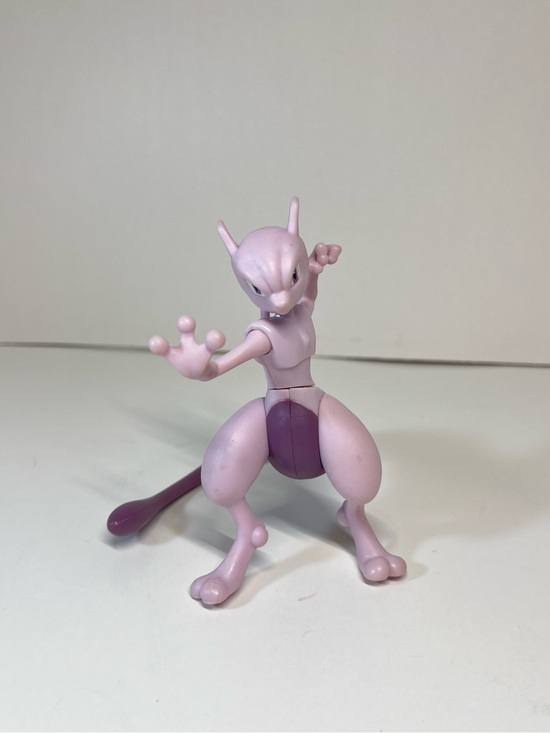 Other - 2019 Pokemon Mewto 4.5" Battle Feature Deluxe Action Figure Toy Articulated